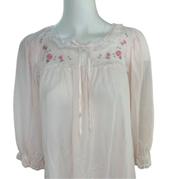 Miss Elaine Vintage ILGWU Pink Nylon Floral Embroidered Nightgown Small S - Picture 3 of 10